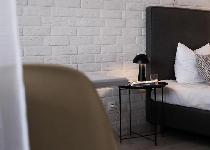 Lazienki Chodzieskie 2*