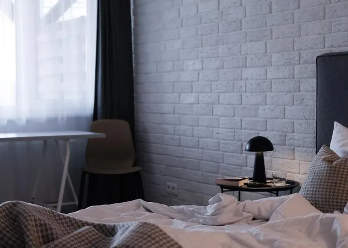 Lazienki Chodzieskie 2*